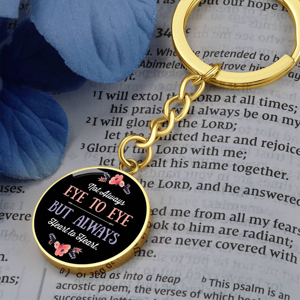 EYE TO EYE Graphic Circle Keychain DOG TAG